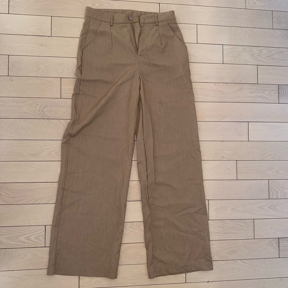 Women’s Tan Trousers